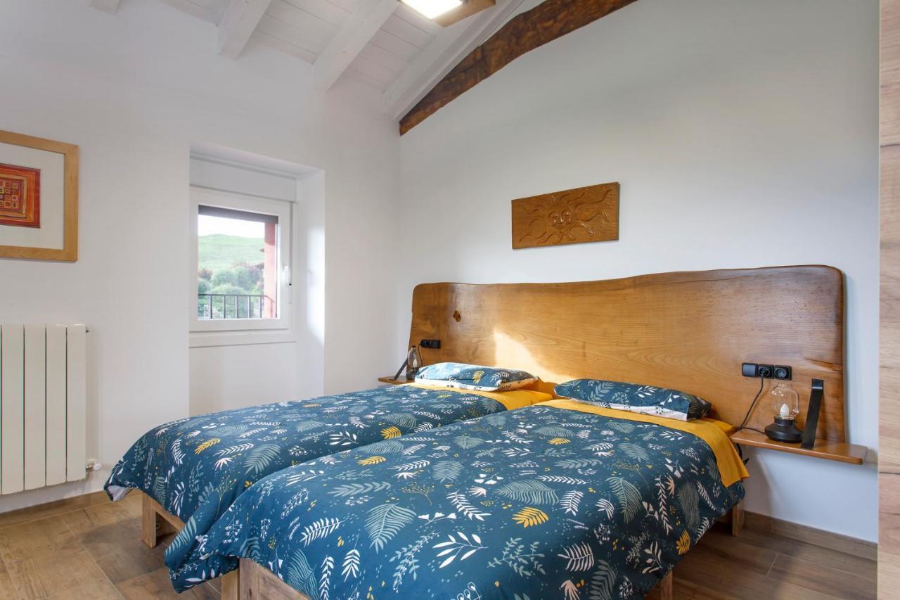 Apartamentos Turisticos Rurales Iturburuarena Alkotz 外观 照片