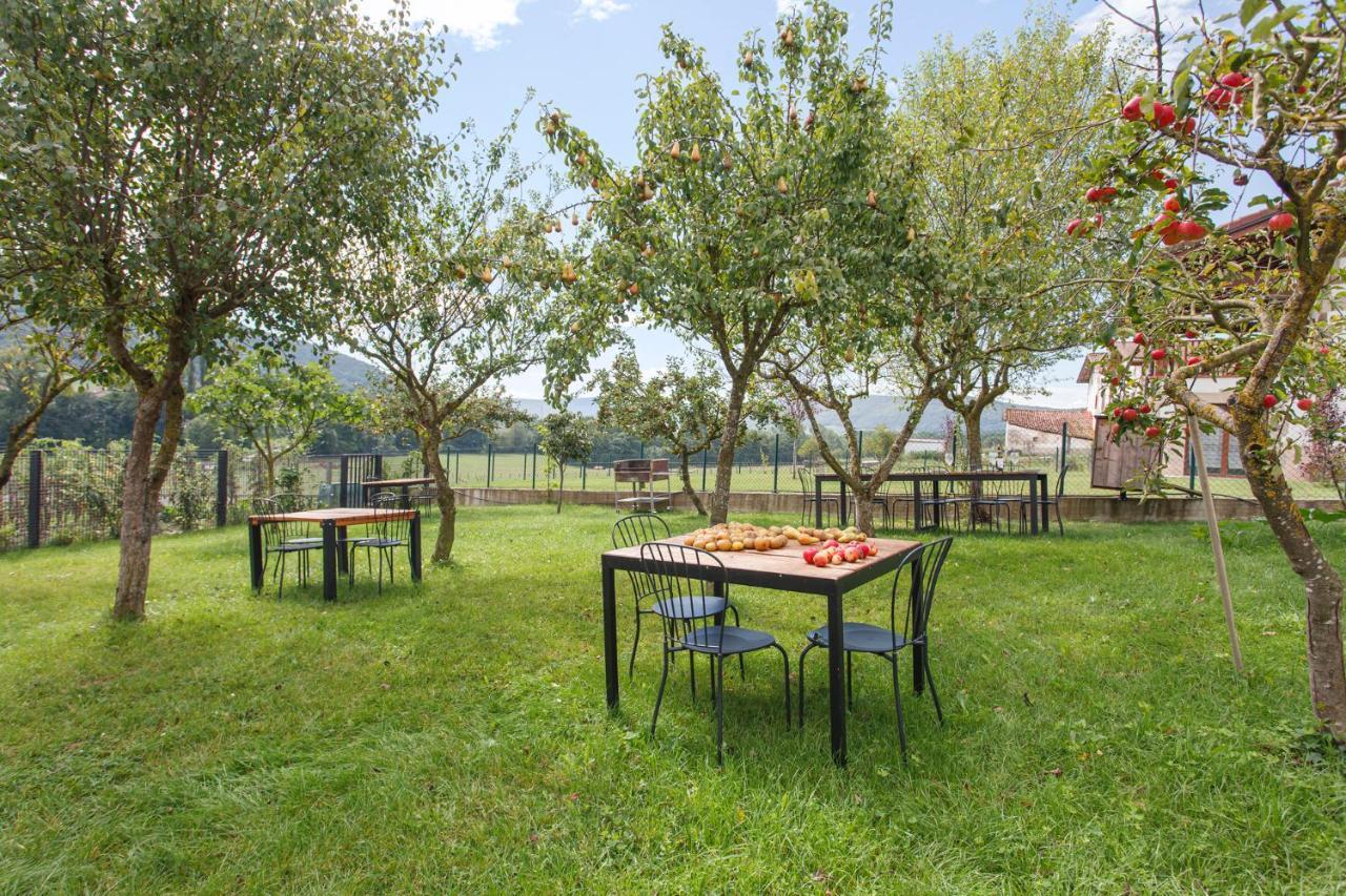 Apartamentos Turisticos Rurales Iturburuarena Alkotz 外观 照片