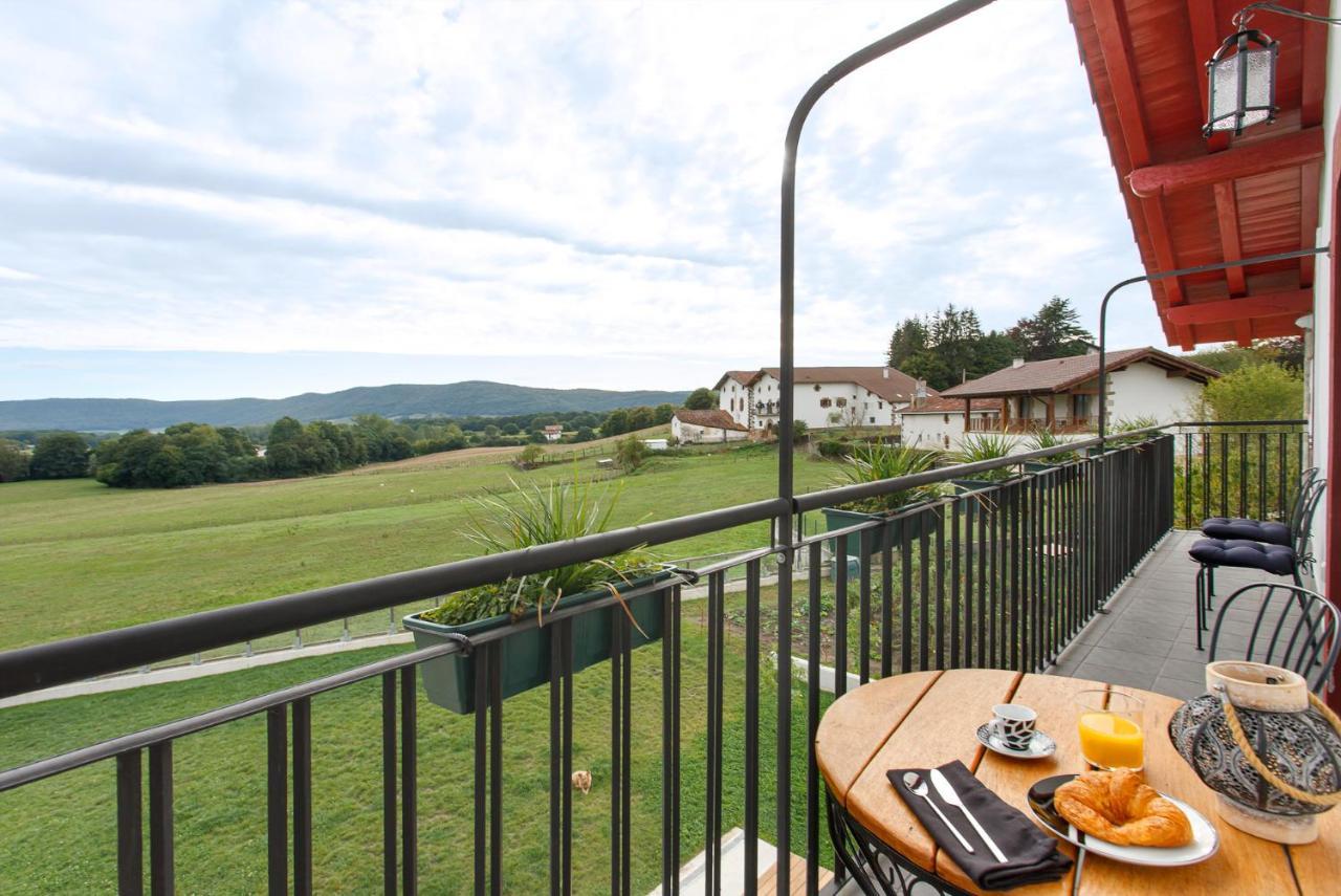 Apartamentos Turisticos Rurales Iturburuarena Alkotz 外观 照片